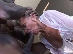 78yr old hot grandma gets fucked in the ass in in amateur granny video